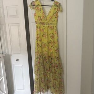 Chic Floral Yellow Maxi Dress